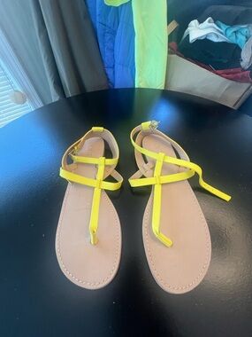 LOFT Neon Yellow T-Strap Women's Sandals